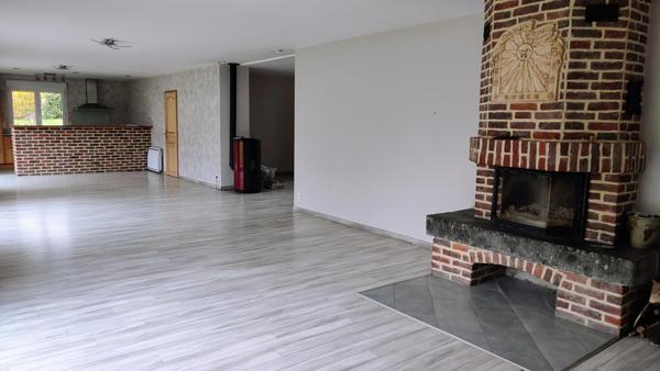 Maison à usage d'habitation de 218m2 et une maison à usage locatif de 36m2