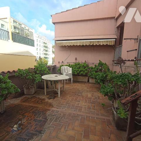 Appartement 5 pièces avec Terrasse 