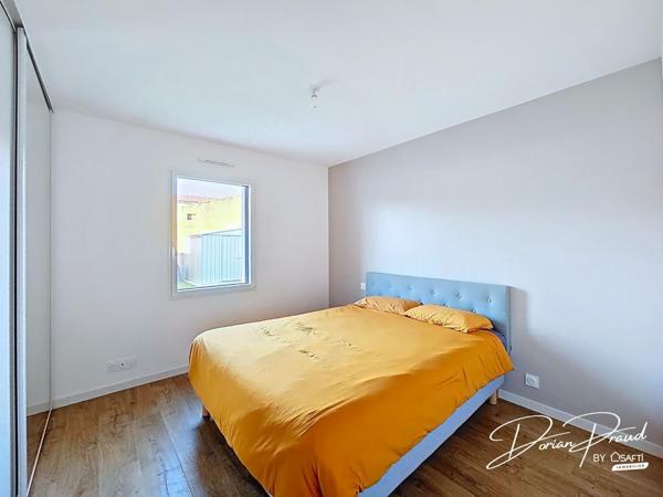 Maison neuve composée de deux chambres