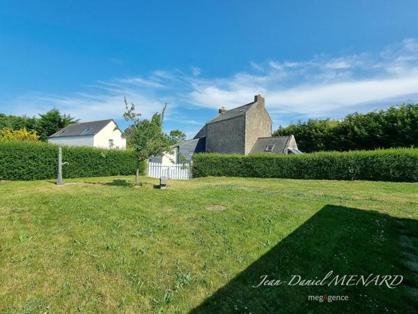 Terrain à SAINT-MELOIR-DES-ONDES, 35350 - 280m²