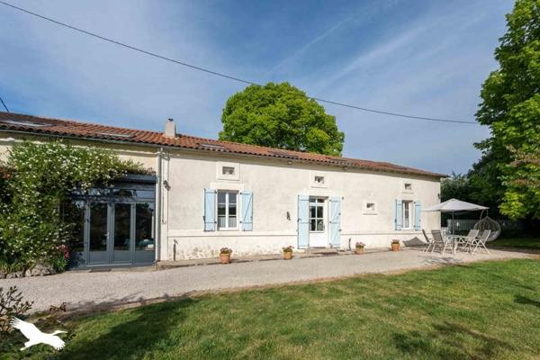 Maison à vendre |  Saint-Romain |  5 pièces | 200 m²