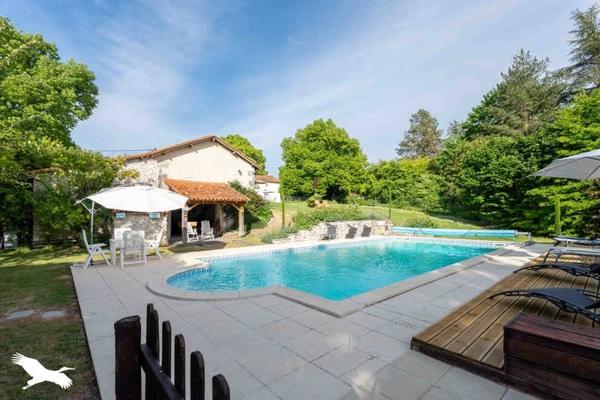Maison à vendre |  Saint-Romain |  5 pièces | 200 m²