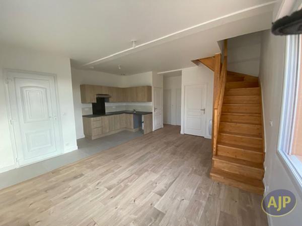 Maison à louer Cissac Medoc : 4 pièces, 62m² avec 3 chambre(s) à 820€ - AJP Pauillac Immobilier
