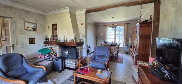 Pavillon à vendre à La-Ferté-Bernard dans la Sarthe (72400), ref : 439