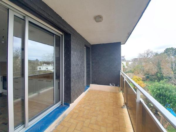 HENNEBONT : Duplex de 78m² avec garage et cave