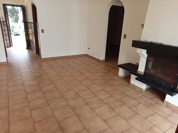 Vente                                                      Maison
                        
                     3 pièces                      76 m2                     à Perpignan