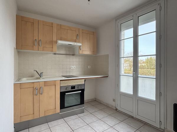 Appartement
                                                                                                                                                                                                                                                                                                                        10 pièce(s)                                                                                                                                                                                                                                                                                                                              102  m²