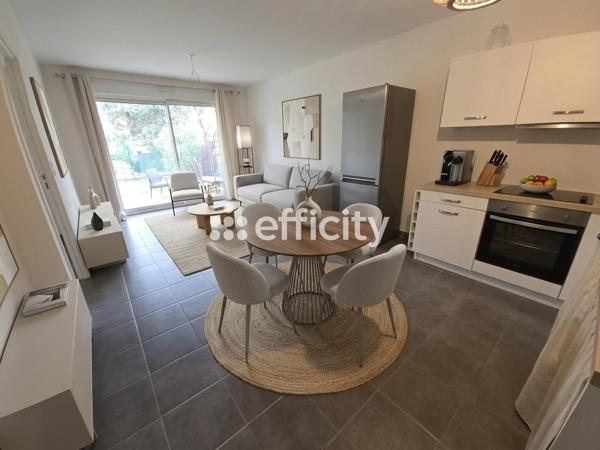 Appartement
         2 pièces
        - 45 m² Exclusivité 300 000 € *