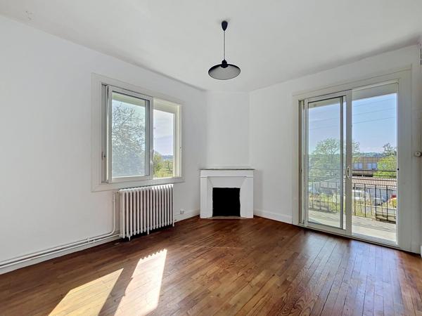 Grande maison familliale 174 m², 6 chambres, jardin.