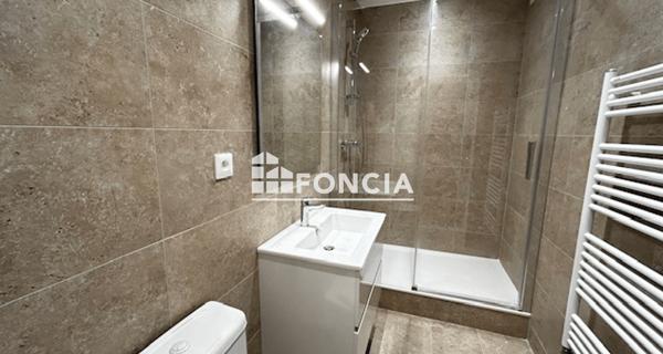 Location Appartement 2 pièces 60.35 m² - Couzon-au-mont-d'or 69270