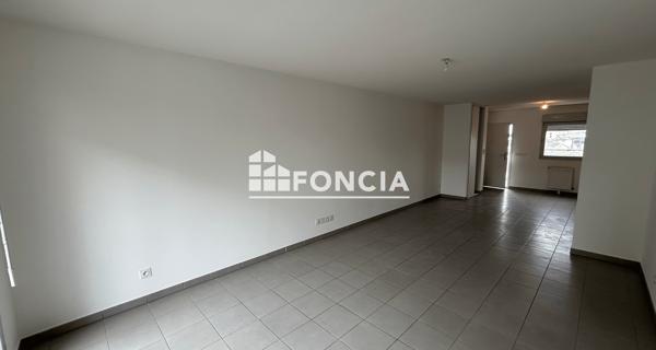 Location Appartement 3 pièces 71.7 m² - Villeurbanne 69100