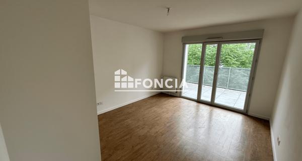 Location Appartement 3 pièces 71.7 m² - Villeurbanne 69100