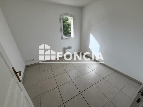 Location Appartement 2 pièces 42.22 m² - 49-51 AVENUE NOSTRADAMUS Saint Martin De Crau 13310