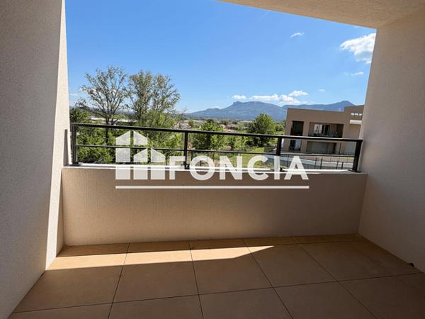 Location Appartement 2 pièces 41.9 m² - Trets 13530