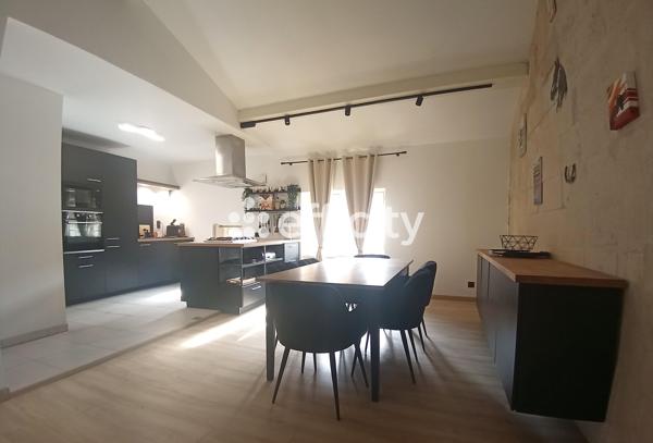 Appartement
         3 pièces
        - 102 m² 189 000 € *
