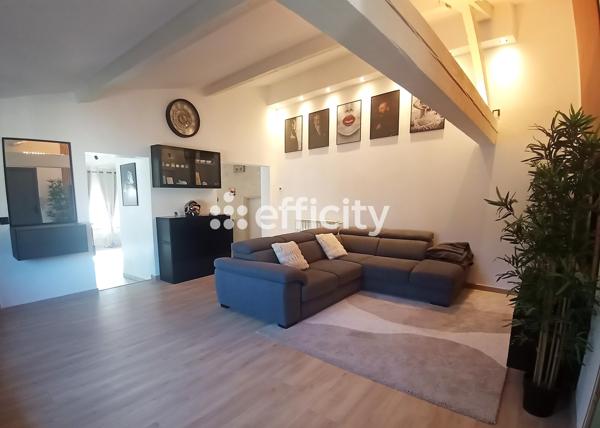 Appartement
         3 pièces
        - 102 m² 189 000 € *