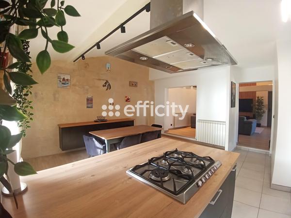Appartement
         3 pièces
        - 102 m² 189 000 € *