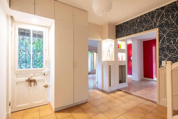 Aulnay-sous-Bois (93600) Aulnay-sous-Bois, Centre Gare, très belle maison et son magnifique jardin