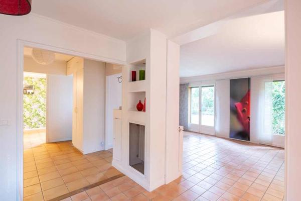 Aulnay-sous-Bois (93600) Aulnay-sous-Bois, Centre Gare, très belle maison et son magnifique jardin