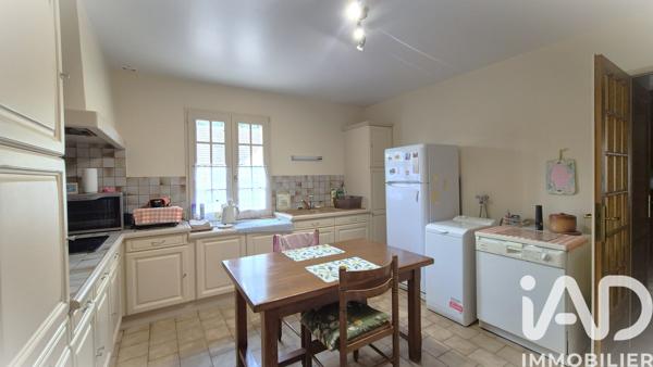 Maison à vendre 5 pièces 141 m² Saint-Aubin-lès-Elbeuf