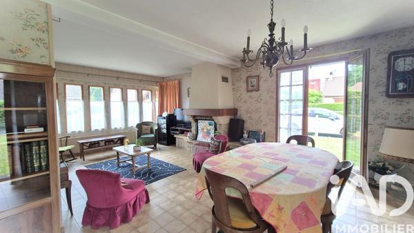Maison à vendre 5 pièces 141 m² Saint-Aubin-lès-Elbeuf