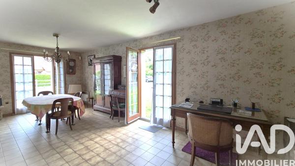 Maison à vendre 5 pièces 141 m² Saint-Aubin-lès-Elbeuf