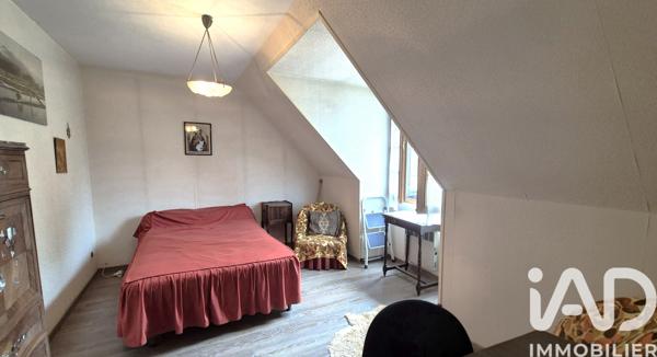 Maison à vendre 5 pièces 141 m² Saint-Aubin-lès-Elbeuf