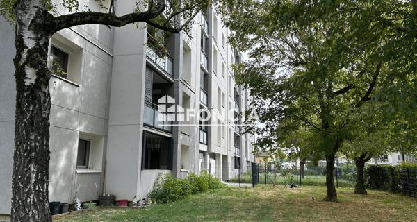 Location Appartement 5 pièces 96.6 m² - Neuville-sur-saône 69250