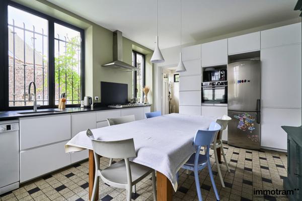 Vente Maison 300m 2 - 6 chambre(s) - Marcq en Baroeul, • Réf. VM28059