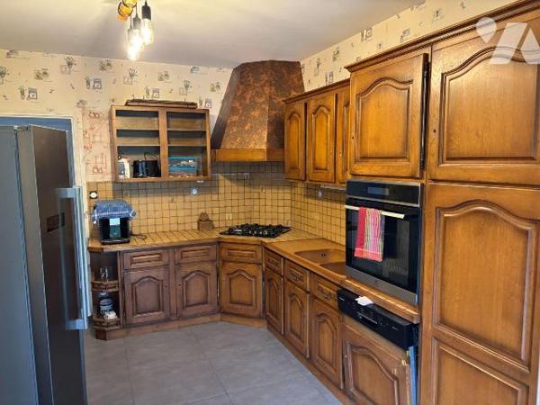 A VENDRE MAISON VILLA PAVILLON FOUGEROLLES-SAINT-VALBERT 70220 70300 LE CHATEAU T7
Maison / pa...