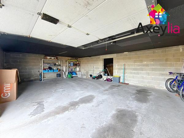 Belmont-de-la-Loire (42670) A VENDRE - BELMONT-DE-LA-LOIRE - MAISON DE 2014 AVEC GRAND GARAGE, TERRASSES ET TERRAIN