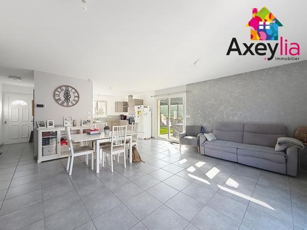 Belmont-de-la-Loire (42670) A VENDRE - BELMONT-DE-LA-LOIRE - MAISON DE 2014 AVEC GRAND GARAGE, TERRASSES ET TERRAIN