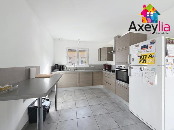 Belmont-de-la-Loire (42670) A VENDRE - BELMONT-DE-LA-LOIRE - MAISON DE 2014 AVEC GRAND GARAGE, TERRASSES ET TERRAIN