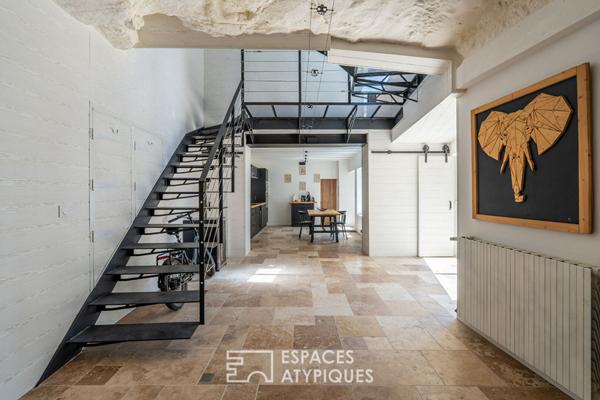 Maison cosy semi troglodyte