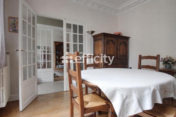 Maison
         6 pièces
        - 154 m² Exclusivité 450 000 € *