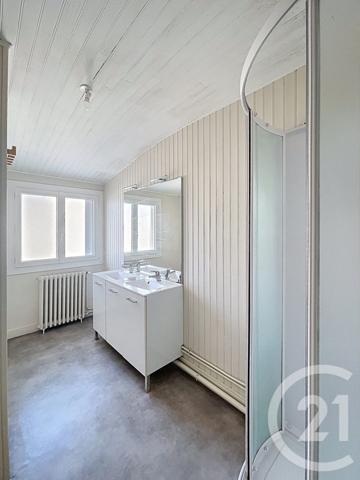 Appartement F4 à vendre  4 pièces - 129,60 m2 CLERMONT FERRAND - 63