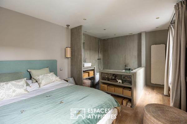 Duplex au dernier étage avec terrasse plein ciel et balcon