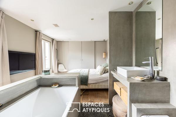 Duplex au dernier étage avec terrasse plein ciel et balcon