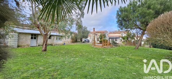 Maison à vendre 6 pièces 161 m² Saint-Martin-Lars-en-Sainte-Hermine