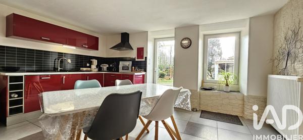 Maison à vendre 6 pièces 161 m² Saint-Martin-Lars-en-Sainte-Hermine