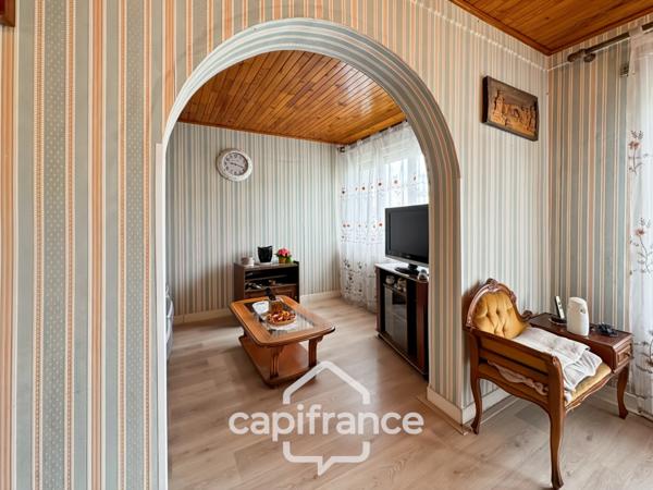 Maison à vendre 5 pièces de 75m² à Roussillon (38)