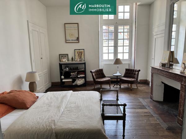 Maison 6 pièce(s) 4 chambre(s) 330 m²