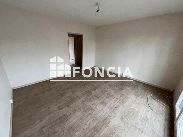 Location Appartement 3 pièces 57 m² - RESIDENCE GAMBETTA - 91 RUE PIERRE BROSSOLETTE Yerres 91330