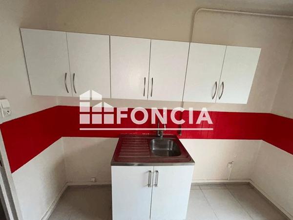 Location Appartement 3 pièces 57 m² - RESIDENCE GAMBETTA - 91 RUE PIERRE BROSSOLETTE Yerres 91330