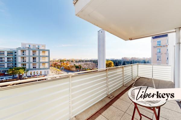  Appartement T2 de 41,5m² Lumineux avec Grande Terrasse | Lyon 7ème