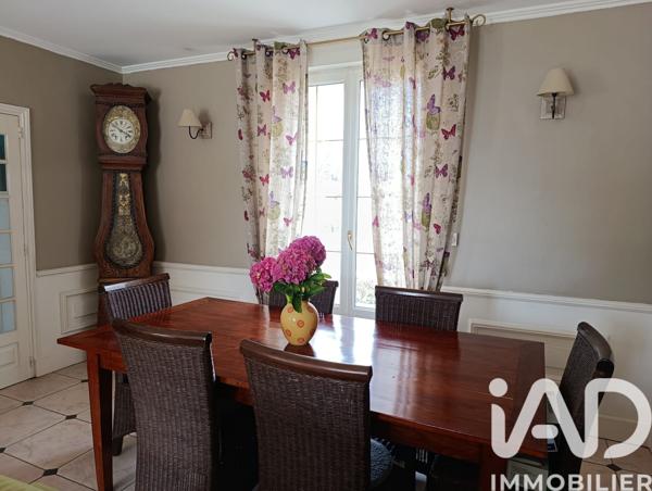 Maison à vendre 5 pièces 136,25 m² Vendôme