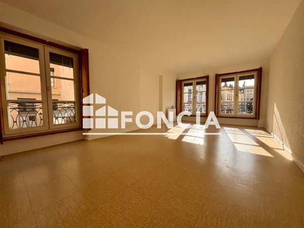Location Studio 31.7 m² - 6 PLACE SAINT JEAN Lyon 69005