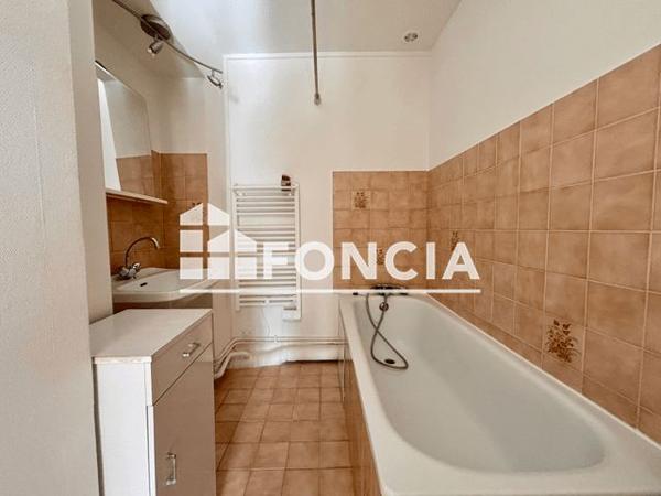 Location Studio 31.7 m² - 6 PLACE SAINT JEAN Lyon 69005