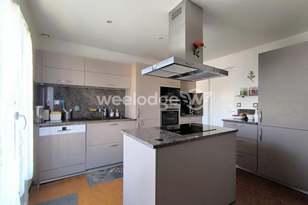 Maison à vendre 8 pièces de 161,05 m² à Conflans-Sainte-Honorine Autres biens correspondant à votre recherche Autres biens de l'agent