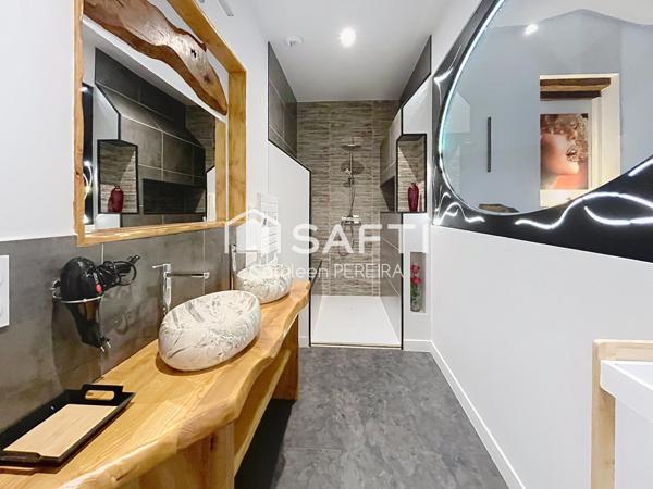 Bâtisse de caractère rénovée